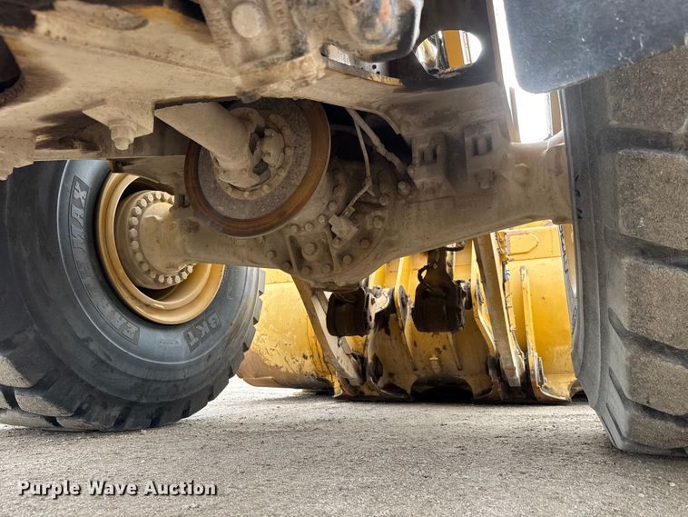 image for item EM8414 2015 Caterpillar 980M wheel loader