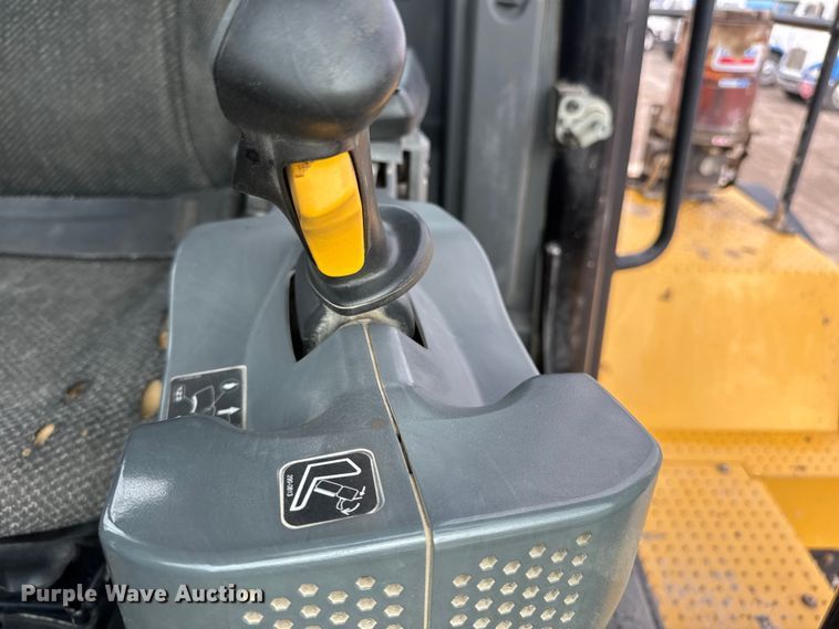 image for item EM8414 2015 Caterpillar 980M wheel loader