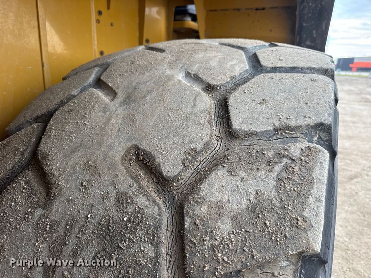 image for item EM8414 2015 Caterpillar 980M wheel loader