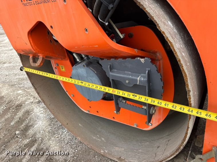 image for item EM8415 2015 Hamm HD+ 70i V0 double drum vibratory roller