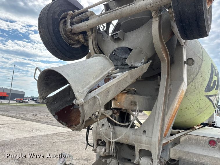 image for item EM8416 2007 International PayStar 5500i ready mix truck