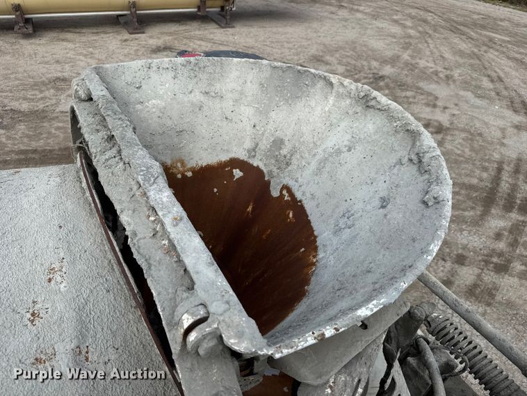 image for item EM8416 2007 International PayStar 5500i ready mix truck