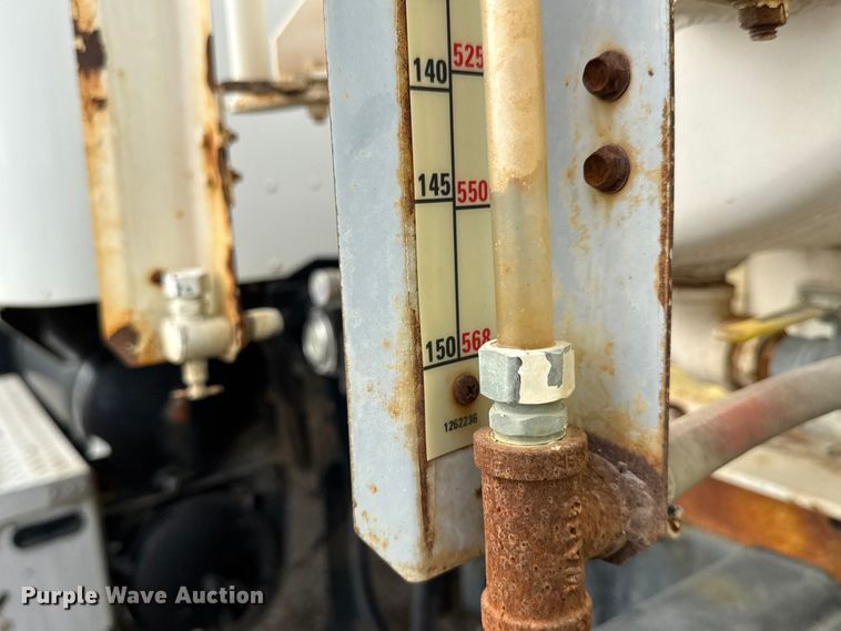 image for item EM8416 2007 International PayStar 5500i ready mix truck