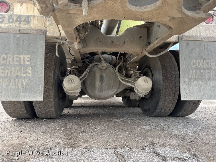 image for item EM8416 2007 International PayStar 5500i ready mix truck