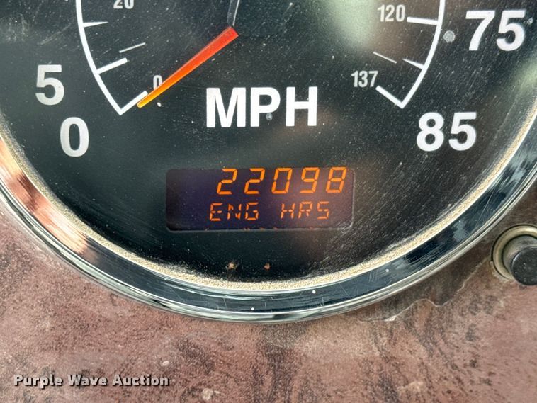 image for item EM8416 2007 International PayStar 5500i ready mix truck