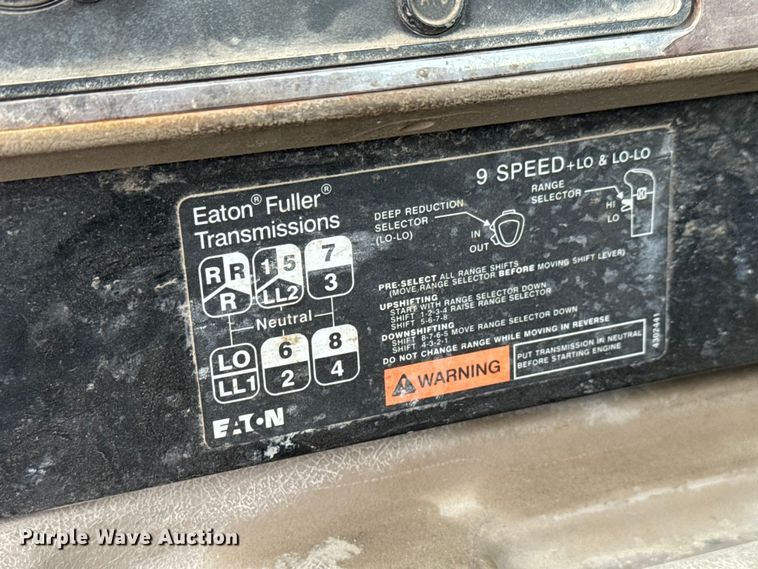 image for item EM8416 2007 International PayStar 5500i ready mix truck