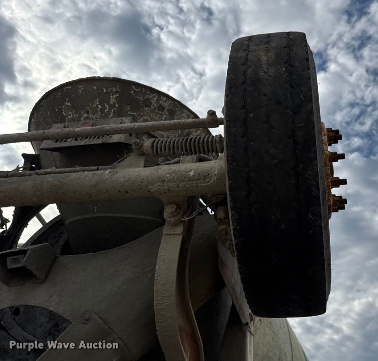 image for item EM8416 2007 International PayStar 5500i ready mix truck