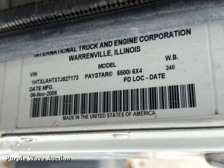 image for item EM8416 2007 International PayStar 5500i ready mix truck