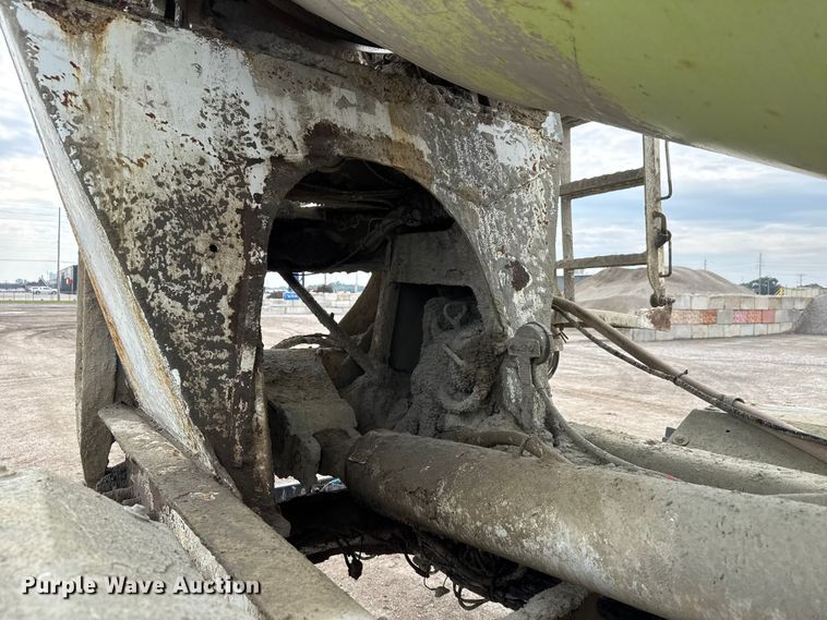 image for item EM8417 2007 International PayStar 5500i ready mix truck