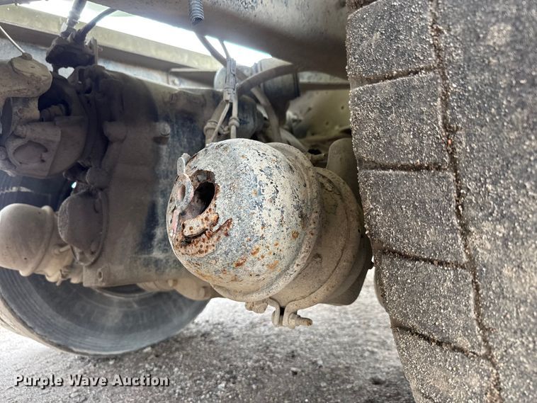 image for item EM8417 2007 International PayStar 5500i ready mix truck