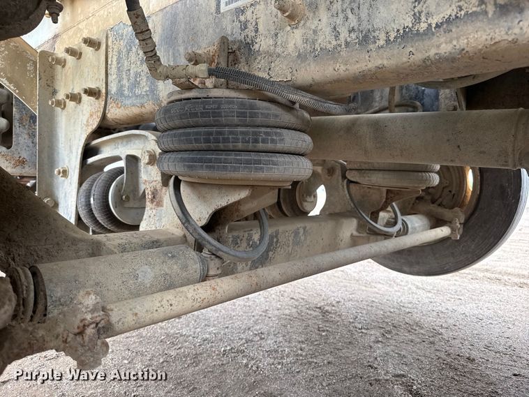 image for item EM8417 2007 International PayStar 5500i ready mix truck