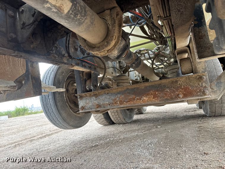 image for item EM8417 2007 International PayStar 5500i ready mix truck