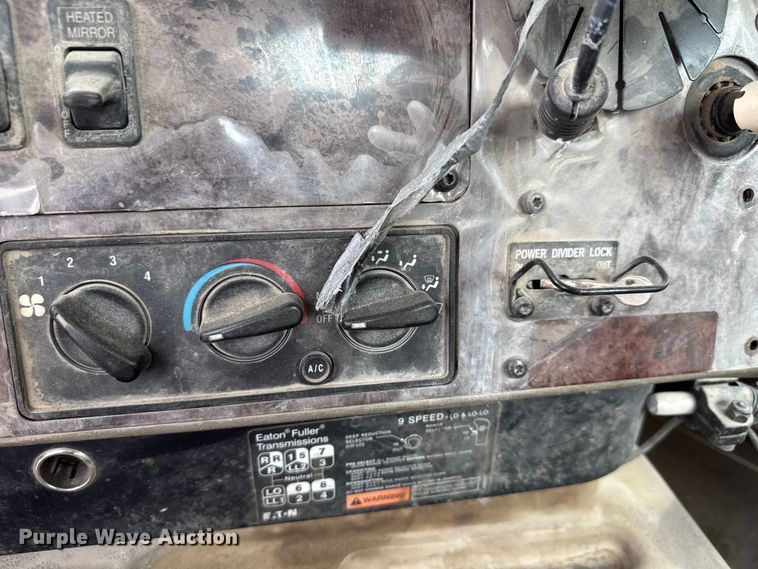 image for item EM8417 2007 International PayStar 5500i ready mix truck