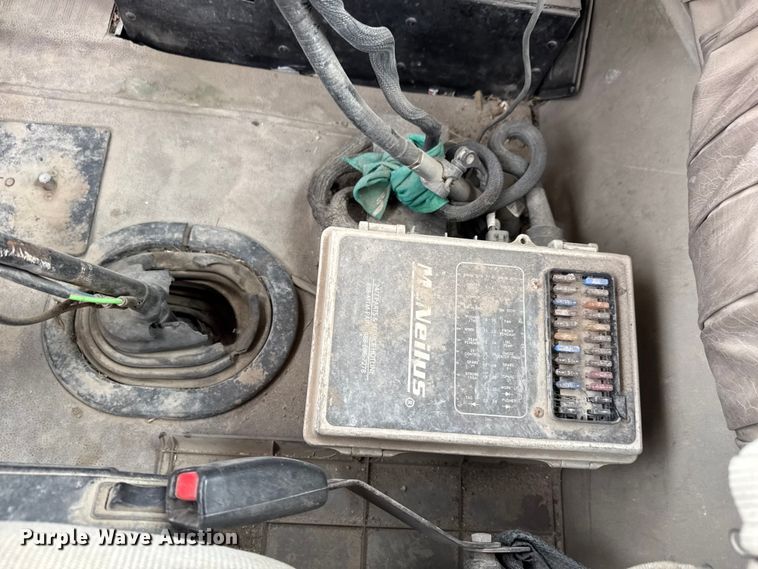 image for item EM8417 2007 International PayStar 5500i ready mix truck