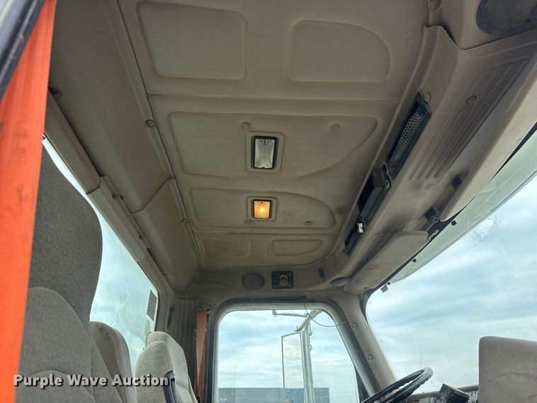 image for item EM8417 2007 International PayStar 5500i ready mix truck