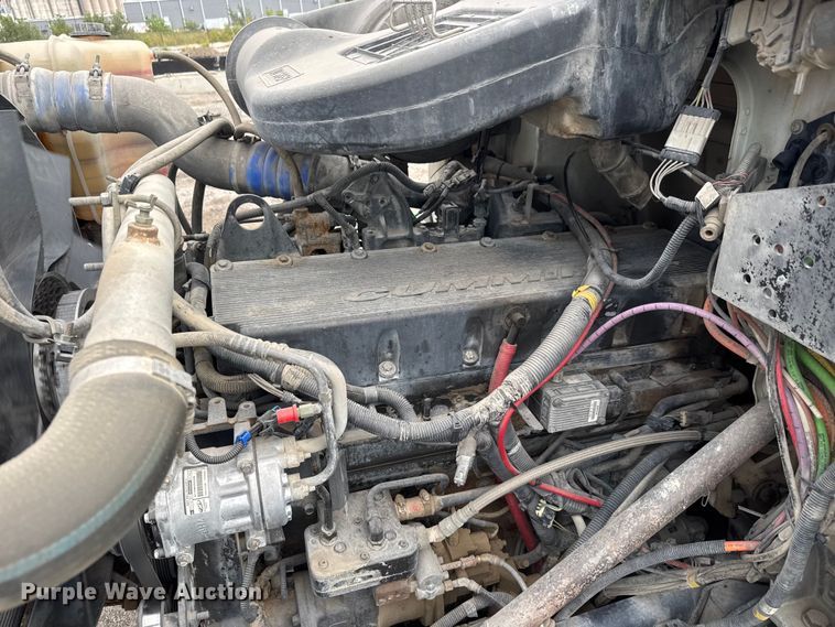 image for item EM8417 2007 International PayStar 5500i ready mix truck