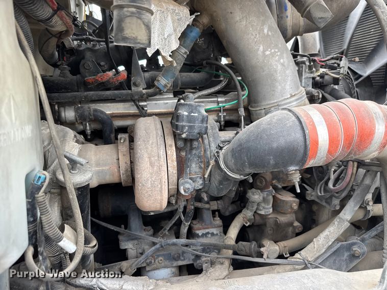 image for item EM8417 2007 International PayStar 5500i ready mix truck