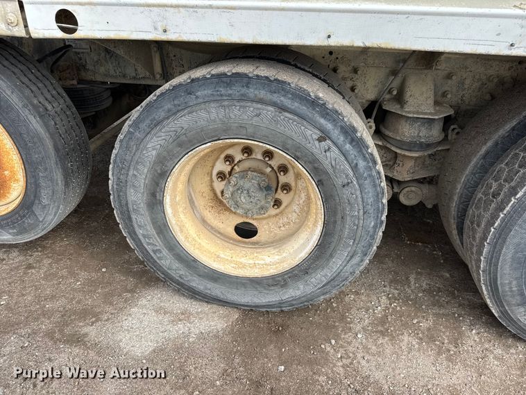 image for item EM8417 2007 International PayStar 5500i ready mix truck