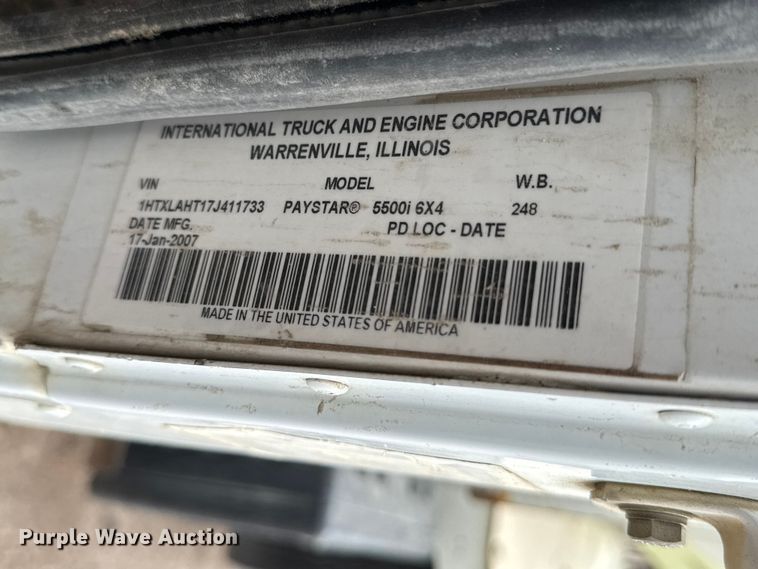 image for item EM8417 2007 International PayStar 5500i ready mix truck