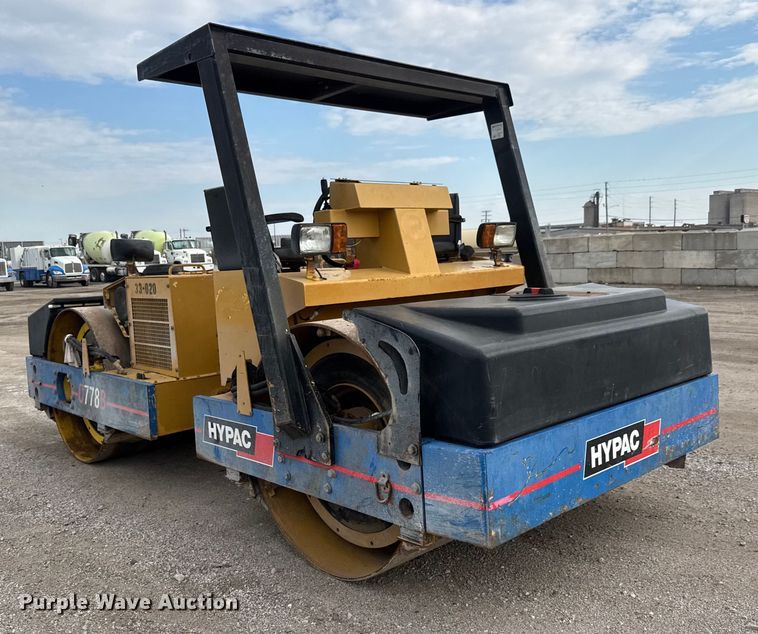 image for item EM8418 Hypac C778B double drum vibratory roller