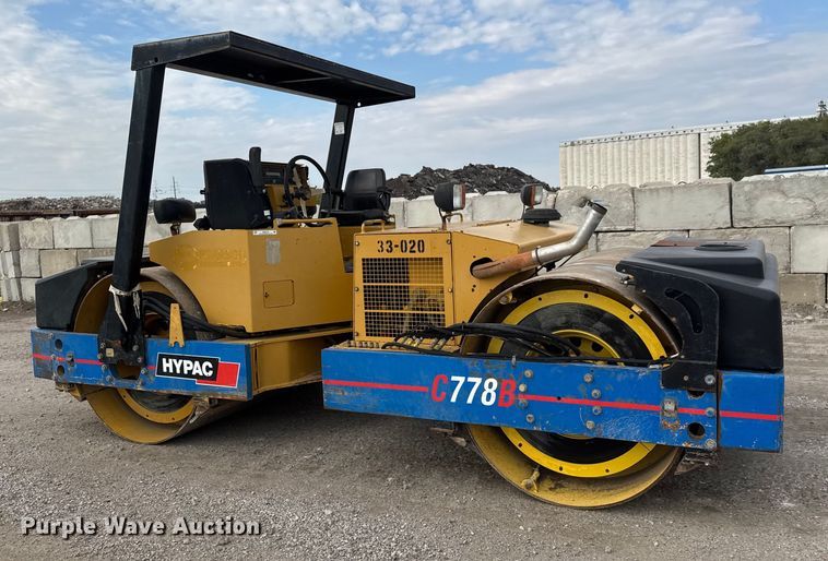 image for item EM8418 Hypac C778B double drum vibratory roller