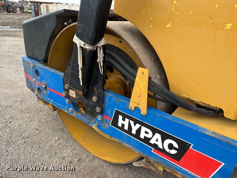 image for item EM8418 Hypac C778B double drum vibratory roller