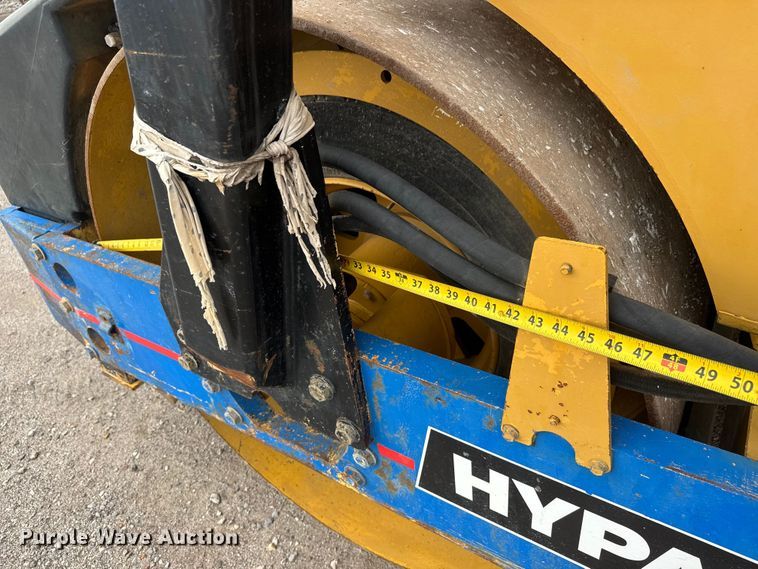 image for item EM8418 Hypac C778B double drum vibratory roller