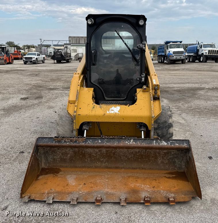 MINI CARGADOR SOBRE RUEDAS 2014 CATERPILLAR 262D