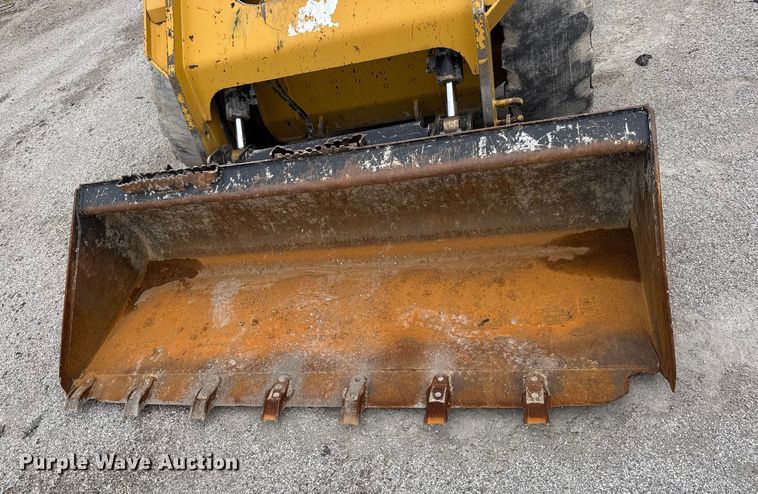 image for item EM8419 2014 Caterpillar 262D skid steer loader