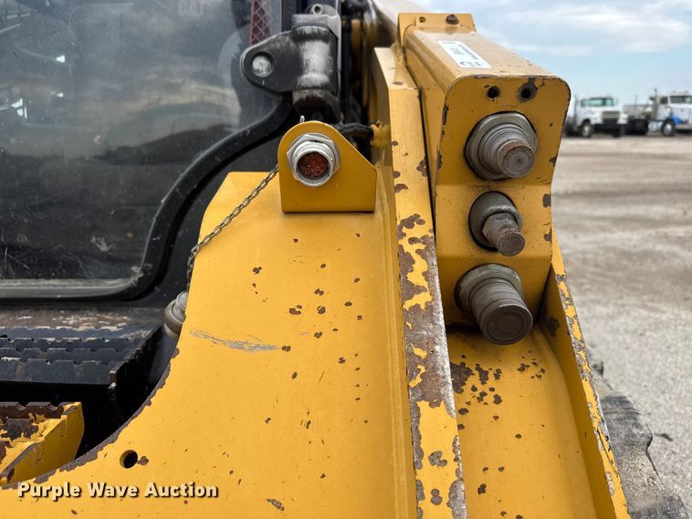 image for item EM8419 2014 Caterpillar 262D skid steer loader