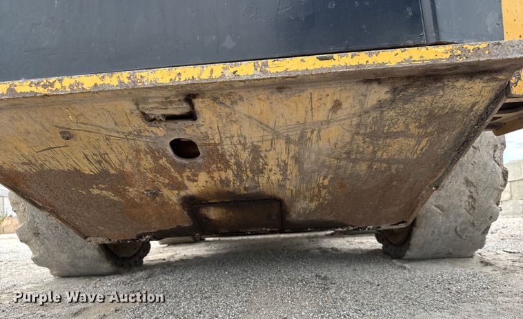 image for item EM8419 2014 Caterpillar 262D skid steer loader