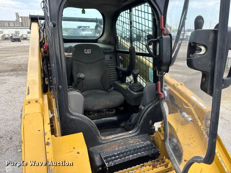 image for item EM8419 2014 Caterpillar 262D skid steer loader