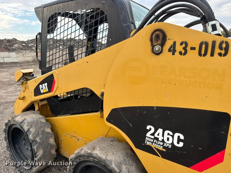 image for item EM8420 2011 Caterpillar 246C skid steer loader