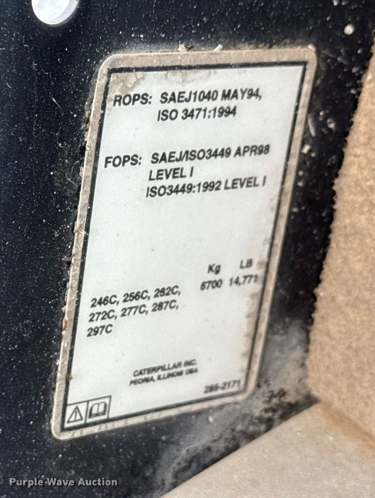 image for item EM8420 2011 Caterpillar 246C skid steer loader