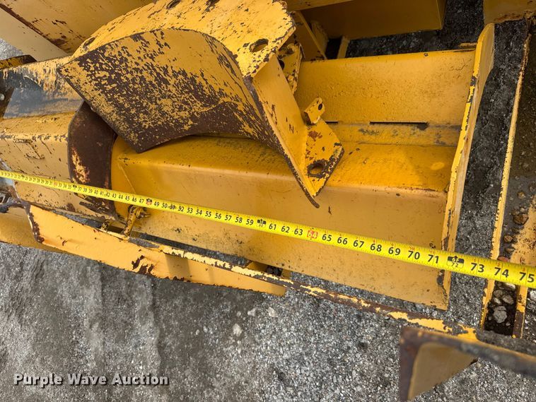 image for item EM8421 1985 Blaw-Knox RW195C road widener