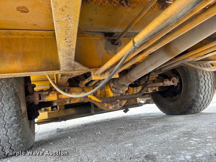 image for item EM8421 1985 Blaw-Knox RW195C road widener