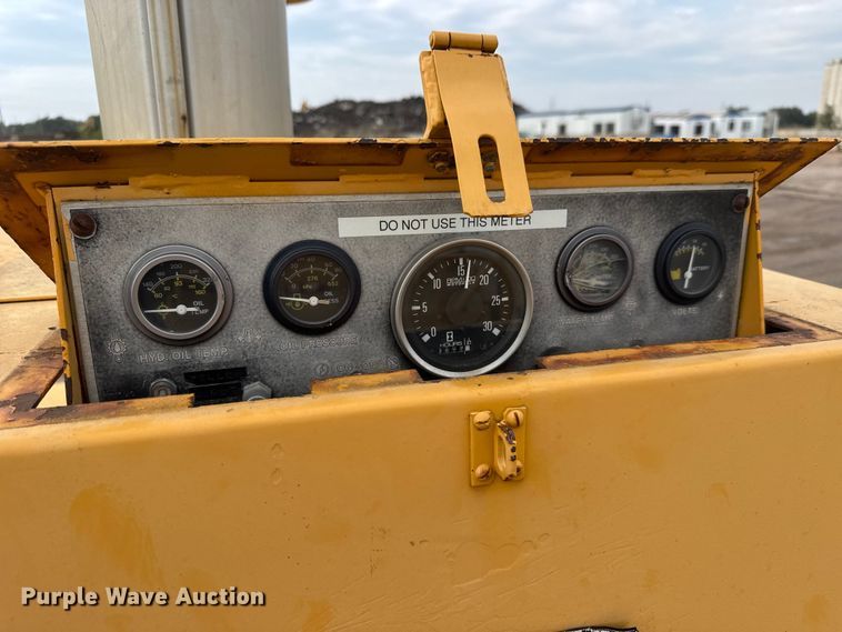 image for item EM8421 1985 Blaw-Knox RW195C road widener