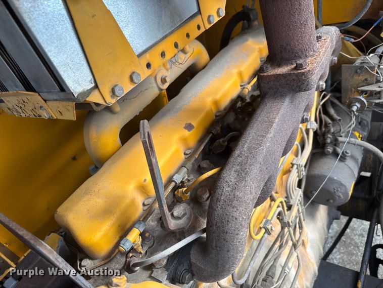 image for item EM8421 1985 Blaw-Knox RW195C road widener