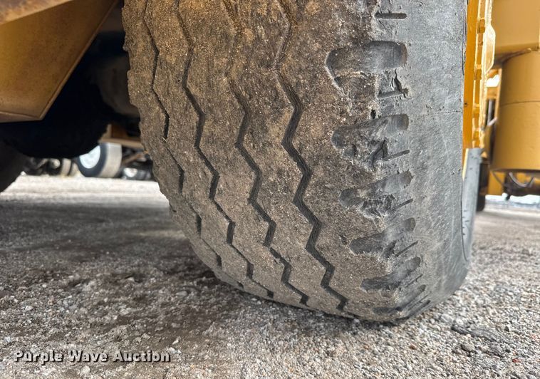 image for item EM8421 1985 Blaw-Knox RW195C road widener