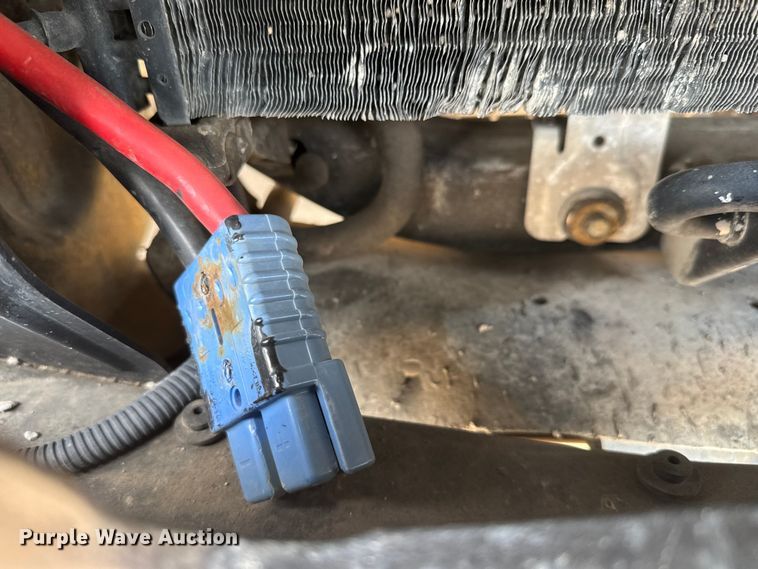 image for item EM8422 2006 Ford F450 Super Duty utility / service truck