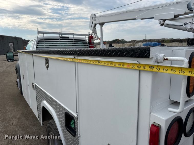 image for item EM8422 2006 Ford F450 Super Duty utility / service truck