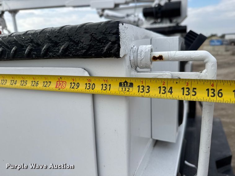 image for item EM8422 2006 Ford F450 Super Duty utility / service truck