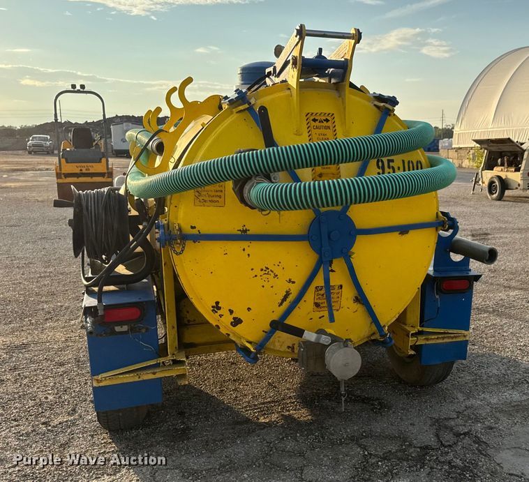 image for item EM8425 2000 Ring-O-Matic vacuum excavator