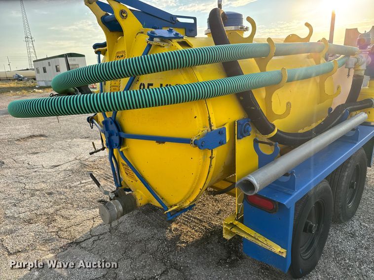 image for item EM8425 2000 Ring-O-Matic vacuum excavator