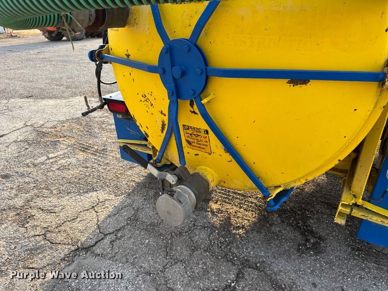 image for item EM8425 2000 Ring-O-Matic vacuum excavator