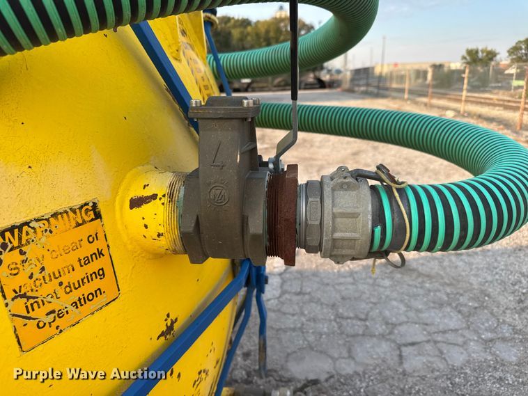 image for item EM8425 2000 Ring-O-Matic vacuum excavator