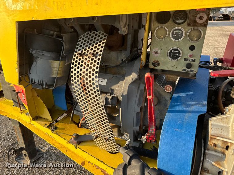 image for item EM8425 2000 Ring-O-Matic vacuum excavator