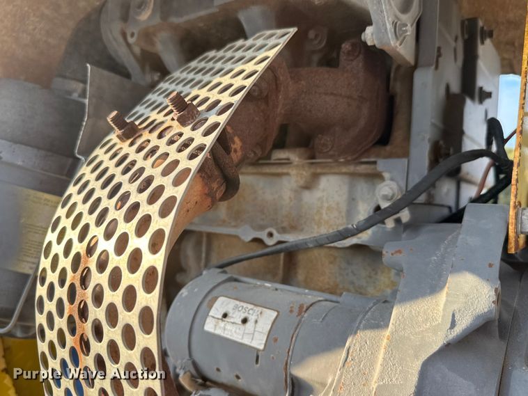 image for item EM8425 2000 Ring-O-Matic vacuum excavator