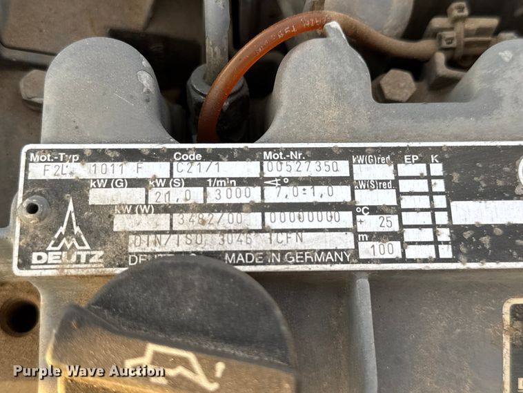 image for item EM8425 2000 Ring-O-Matic vacuum excavator