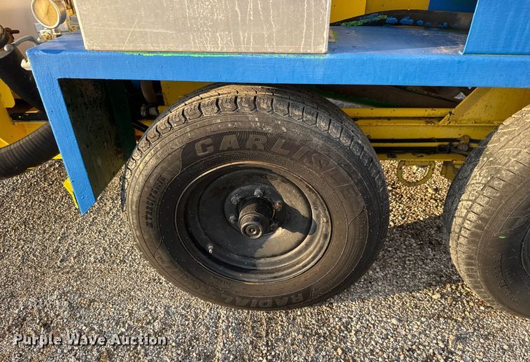 image for item EM8425 2000 Ring-O-Matic vacuum excavator